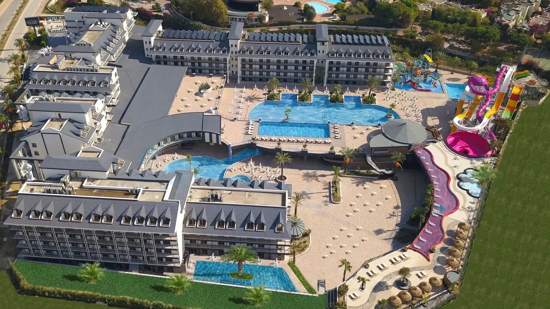 Dream World Palace - Side, Side - foto 2