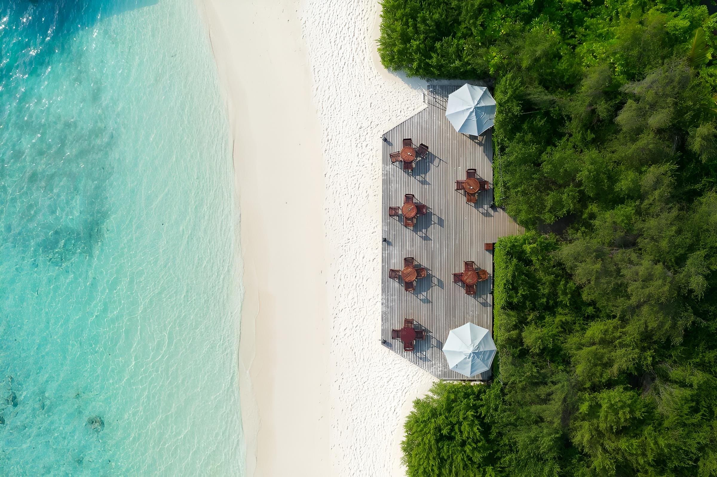 Embudu Village - Maldivy, Maldivy - foto 12