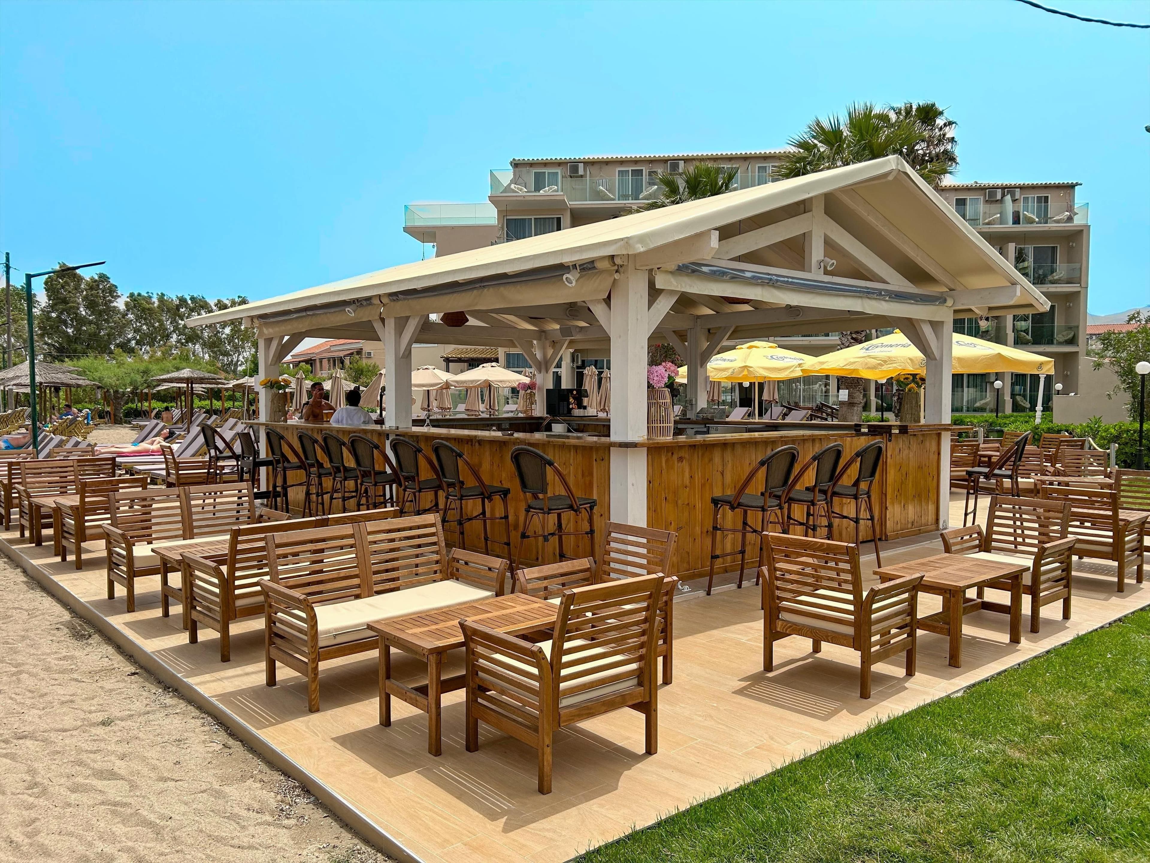 Angela Beach - Korfu, Grécko - foto 17