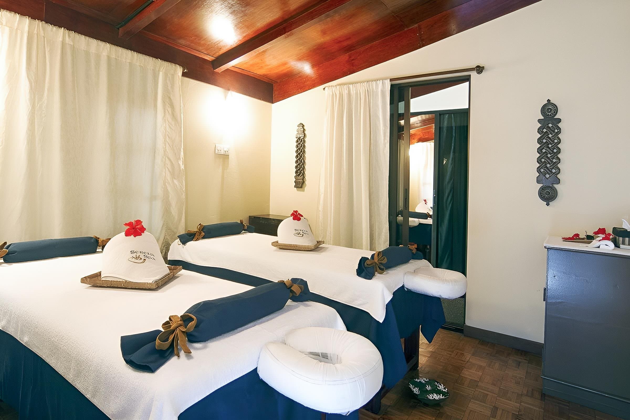 Embudu Village - Maldivy, Maldivy - foto 15