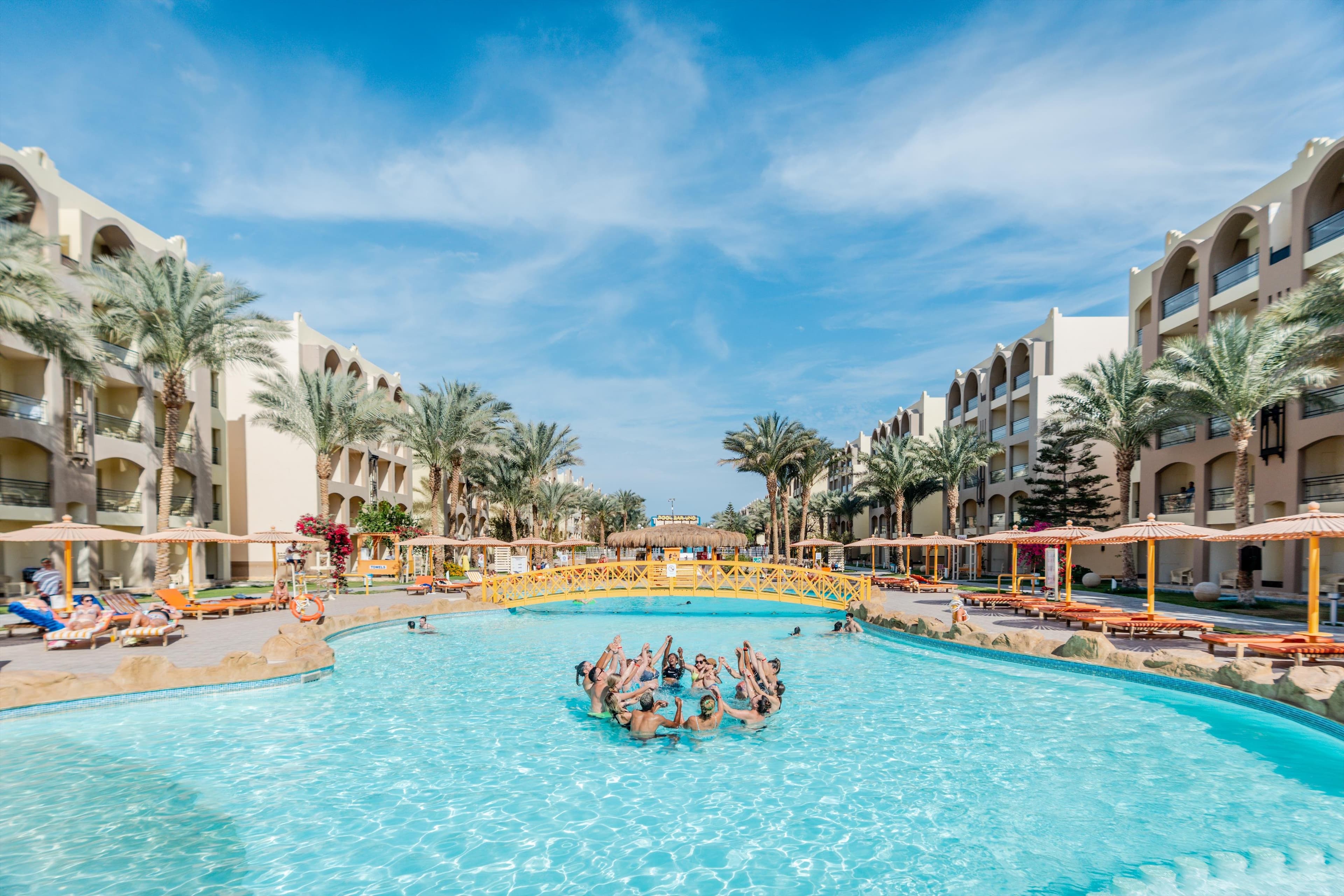 EL KARMA AQUA BEACH RESORT - Hurghada, Egypt - foto 1