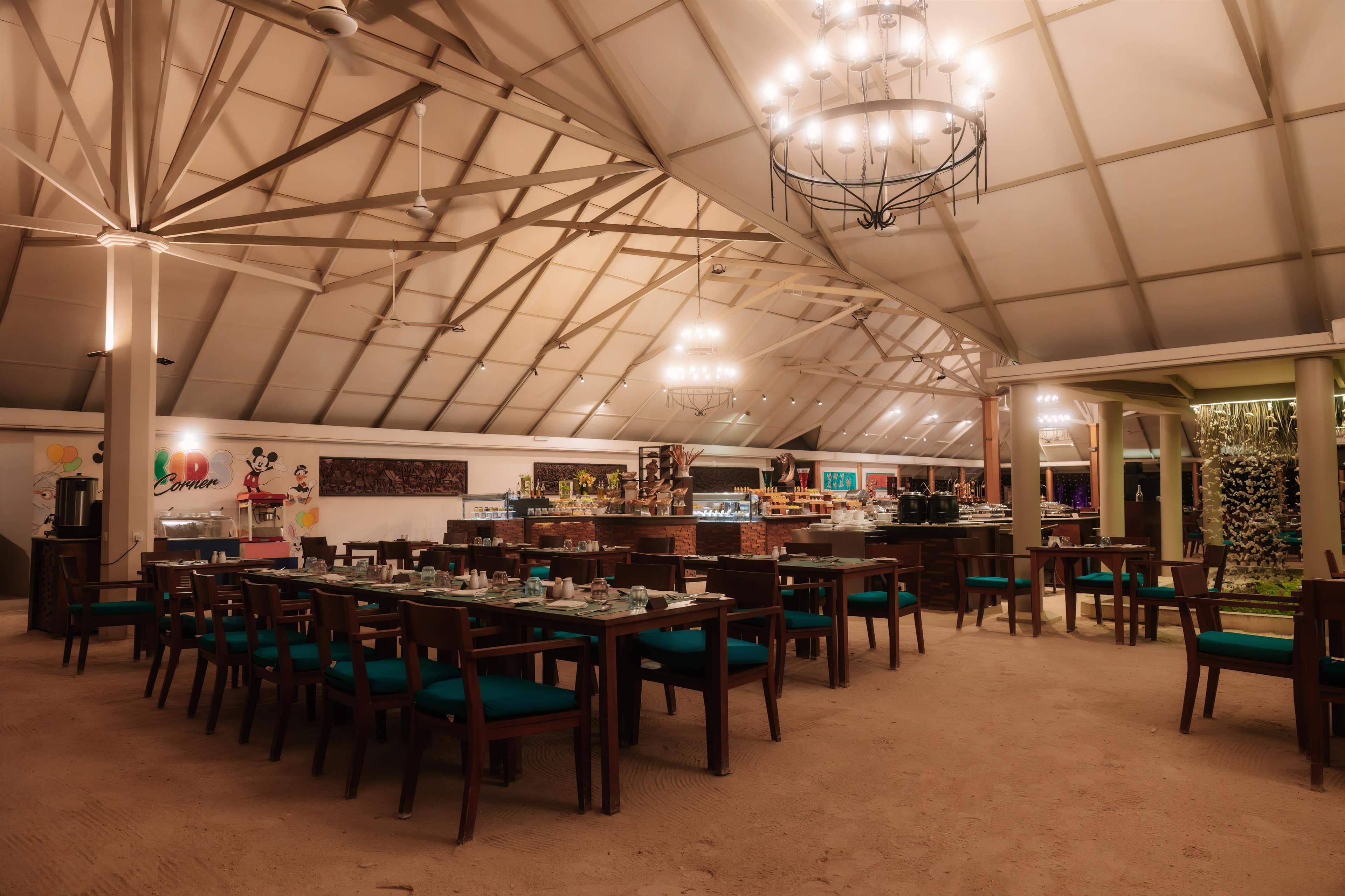 ADAARAN SELECT HUDHURAN FUSHI - Maldivy, Maldivy - foto 16