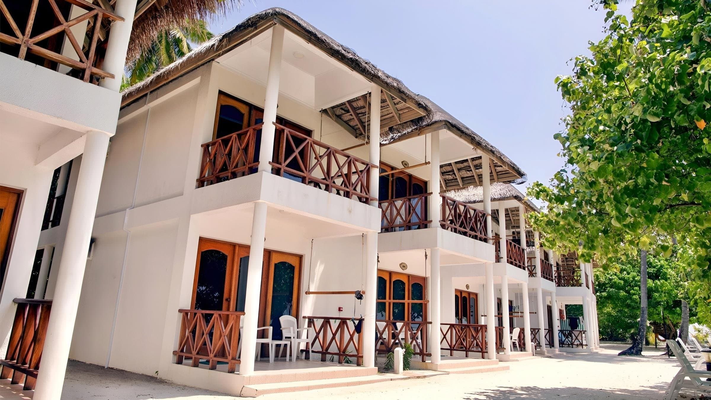 Fihalhohi Island Rezort - Maldivy, Maldivy - foto 13