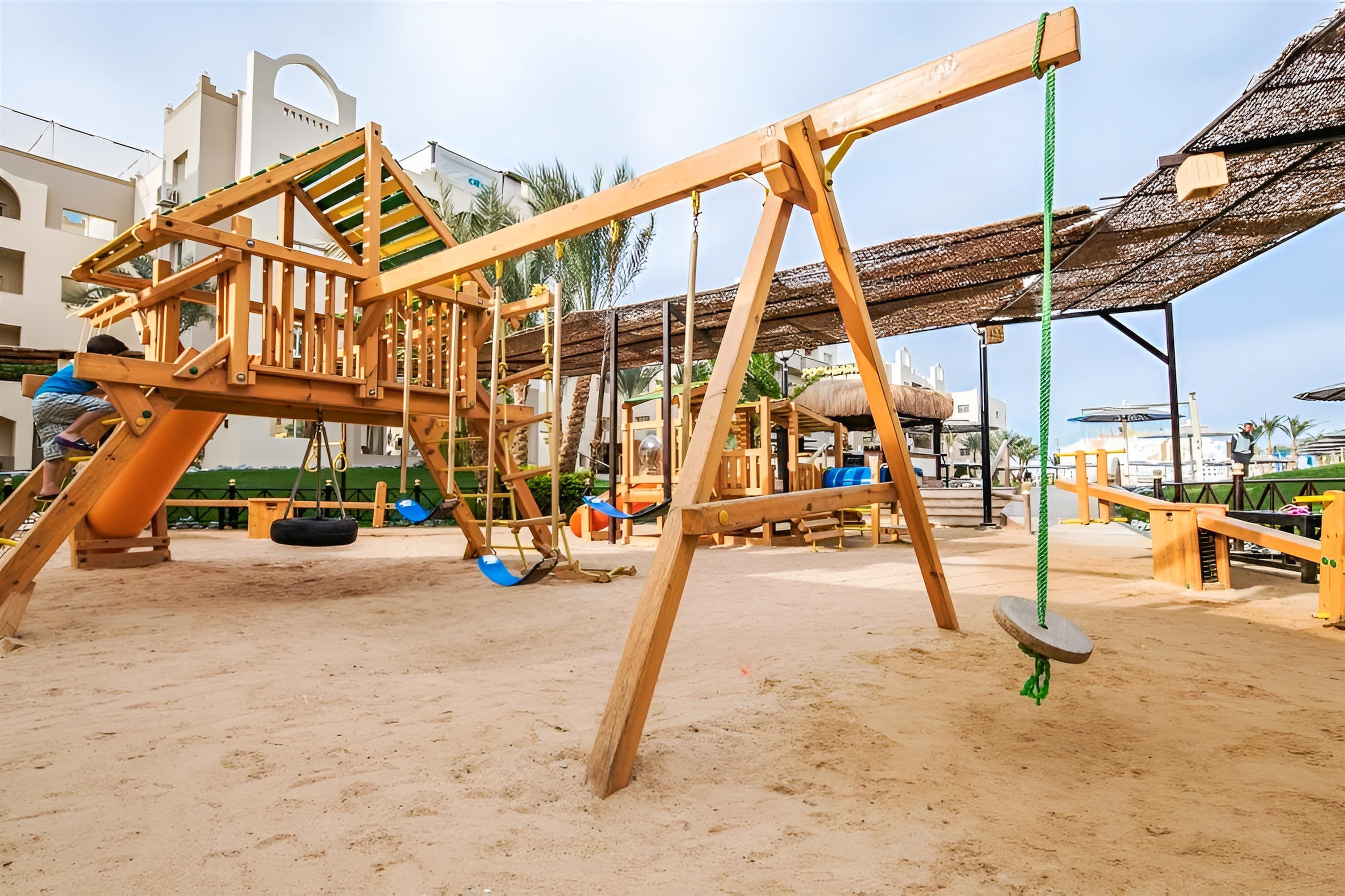 EL KARMA AQUA BEACH RESORT - Hurghada, Egypt - foto 16