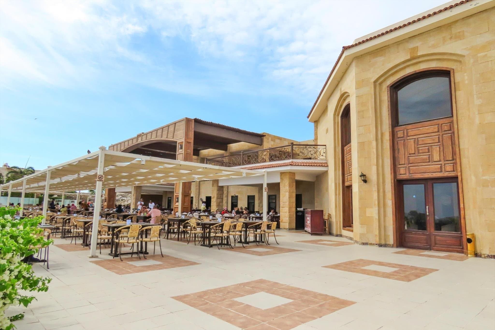 ROYAL BRAYKA BEACH RESORT - Stravovanie