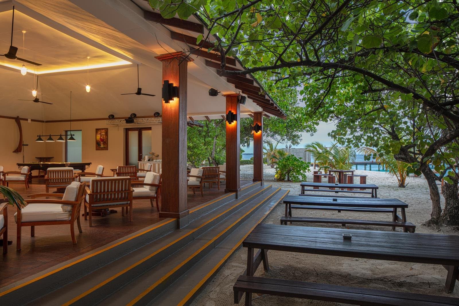 ADAARAN SELECT MEEDHUPPARU & PRESTIGE WATER VILLAS - Maldivy, Maldivy - foto 22