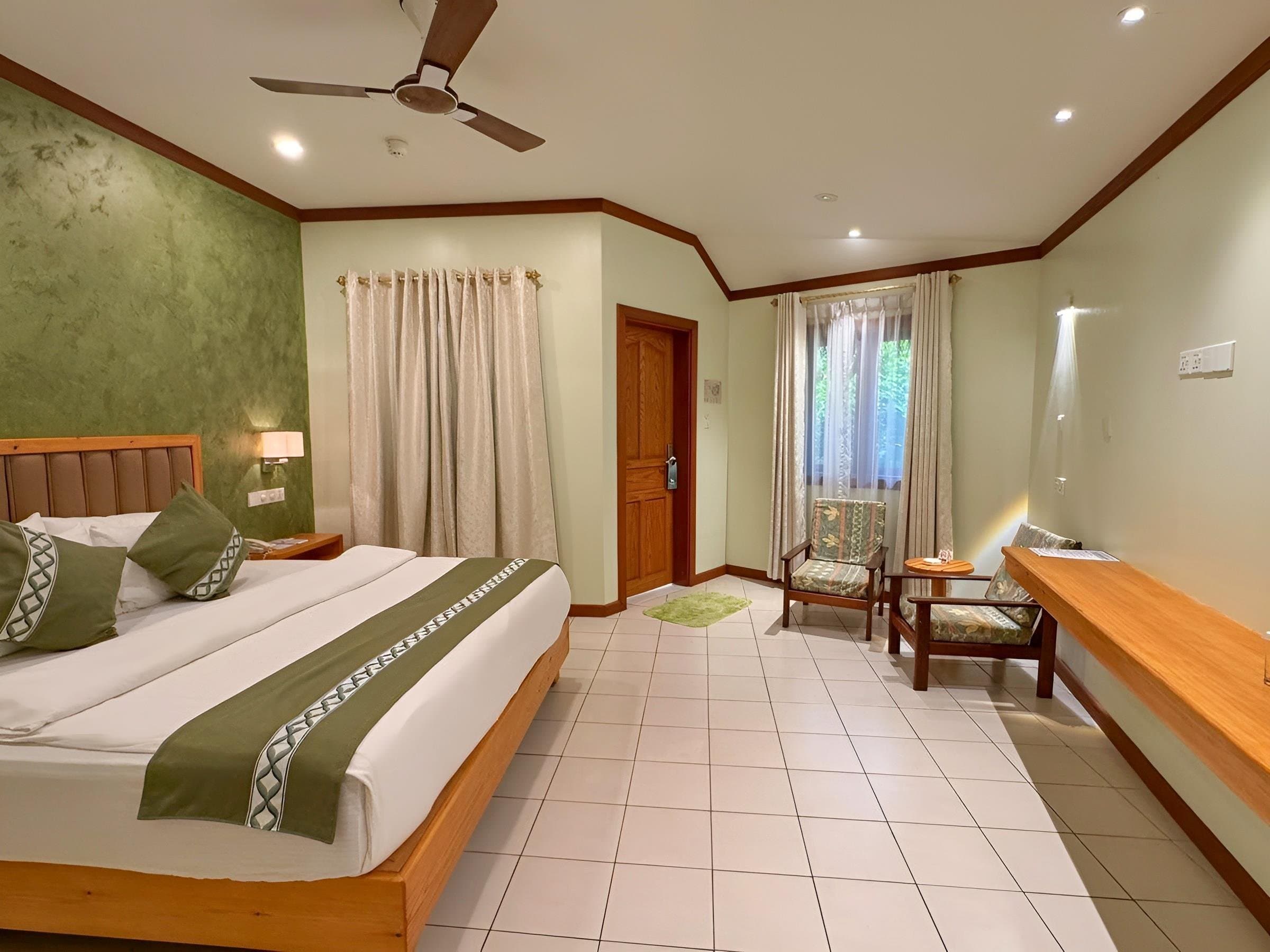 Fihalhohi Island Rezort - Maldivy, Maldivy - foto 8